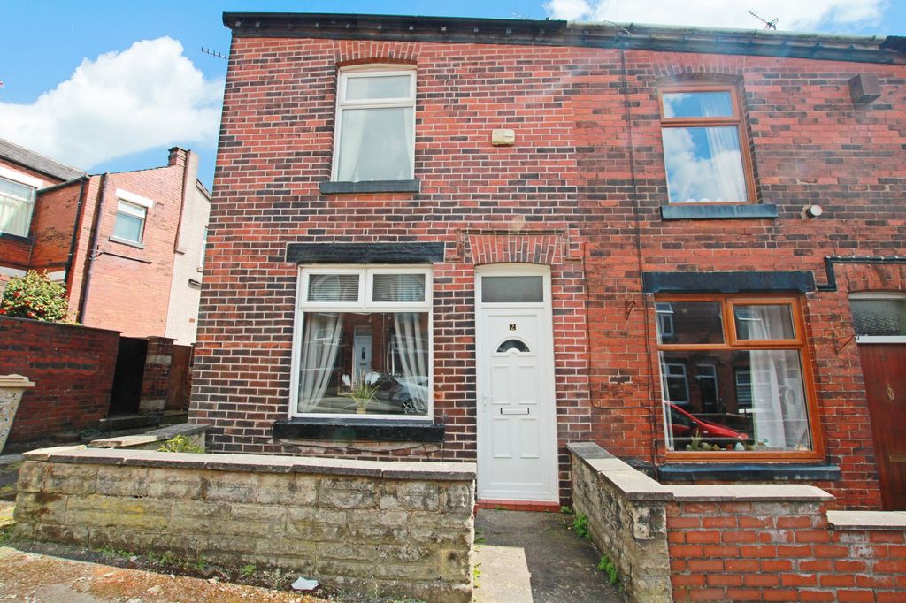 Property photo 1 of 11 Front External