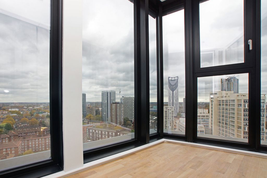 Property photo 3 of 9