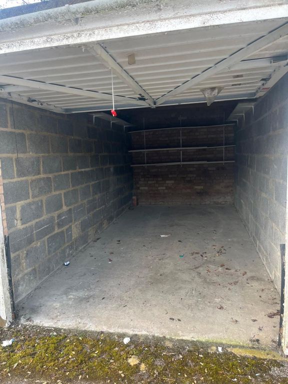 Property photo 2 of 3 Garage