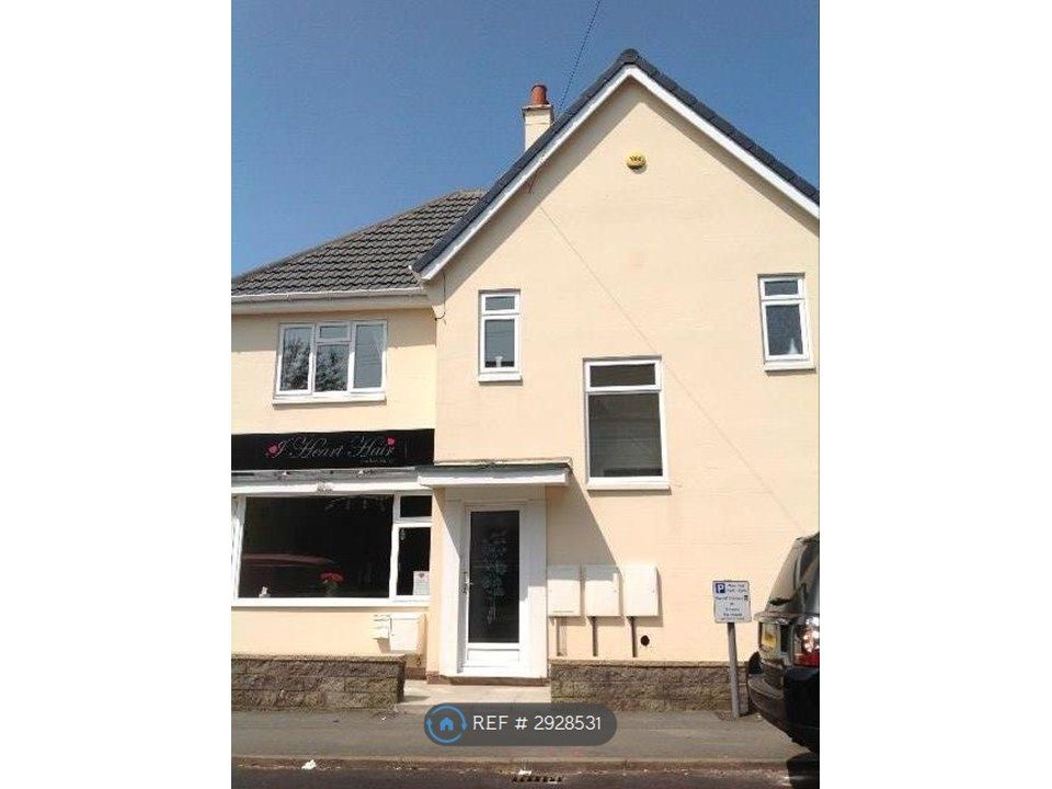 Property photo 2 of 10 Building