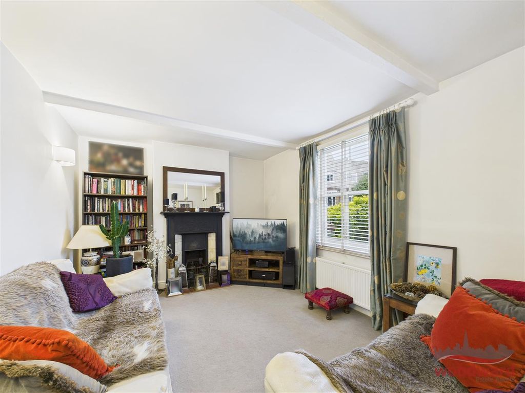 Property photo 2 of 9 Living Room