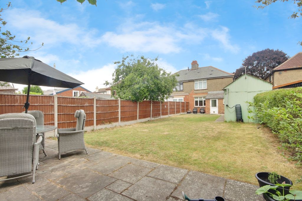 Property photo 2 of 15