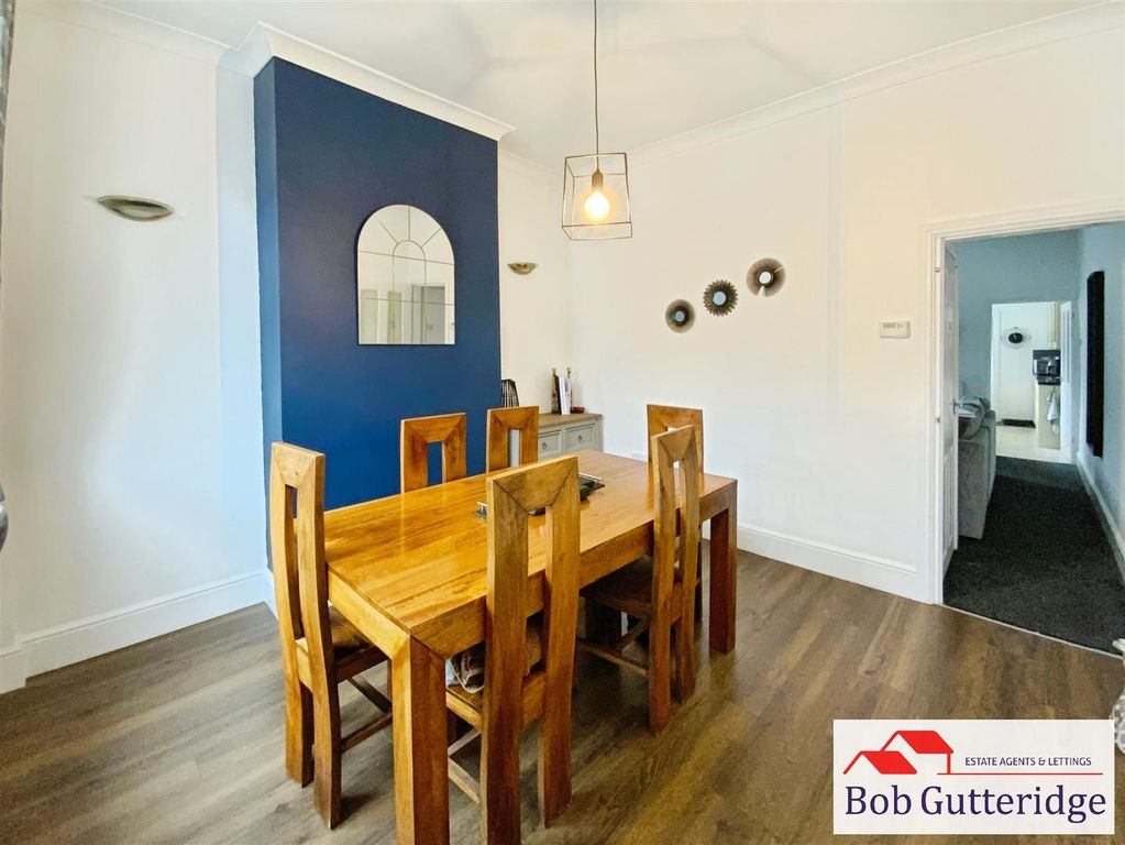 Property photo 3 of 21 Dining Room
