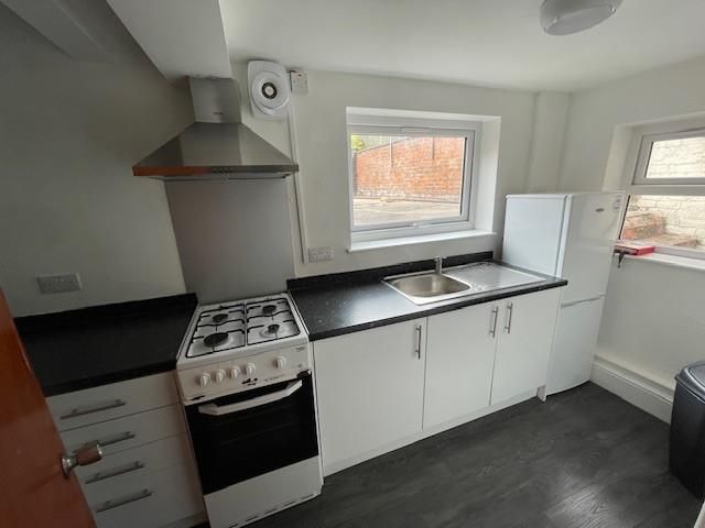 Property photo 3 of 16