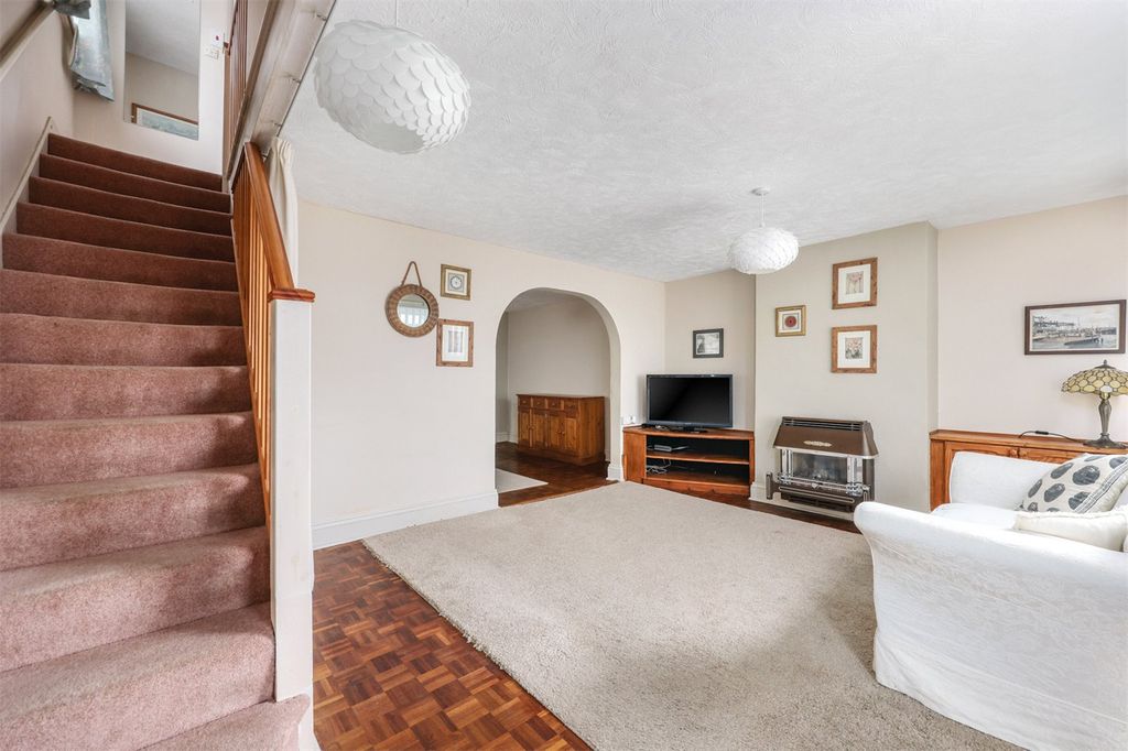 Property photo 2 of 14 Picture No. 02