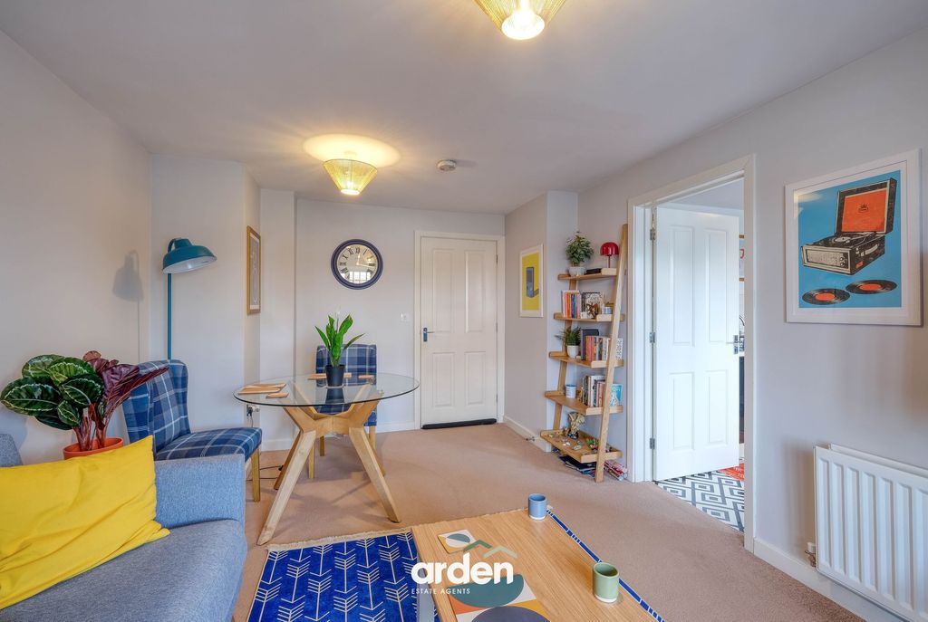 Property photo 3 of 14