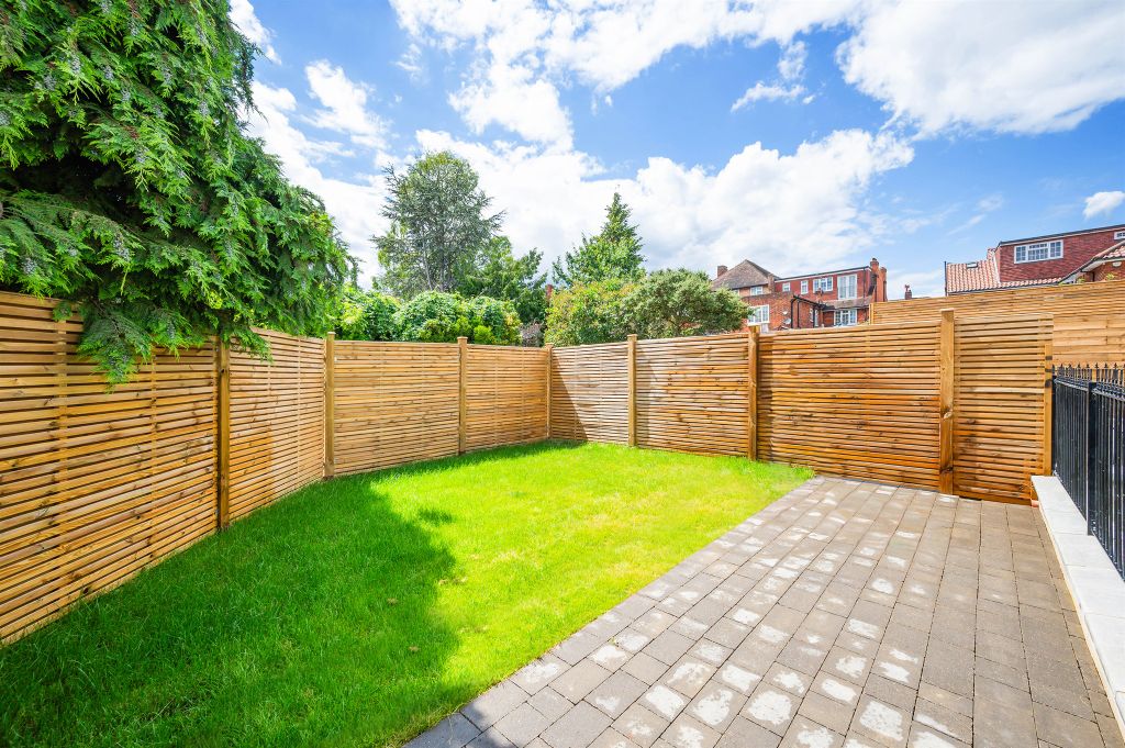 Property photo 2 of 16