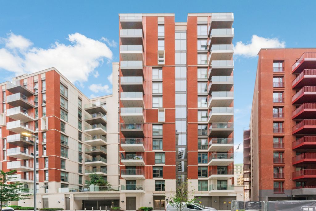 Property photo 1 of 9