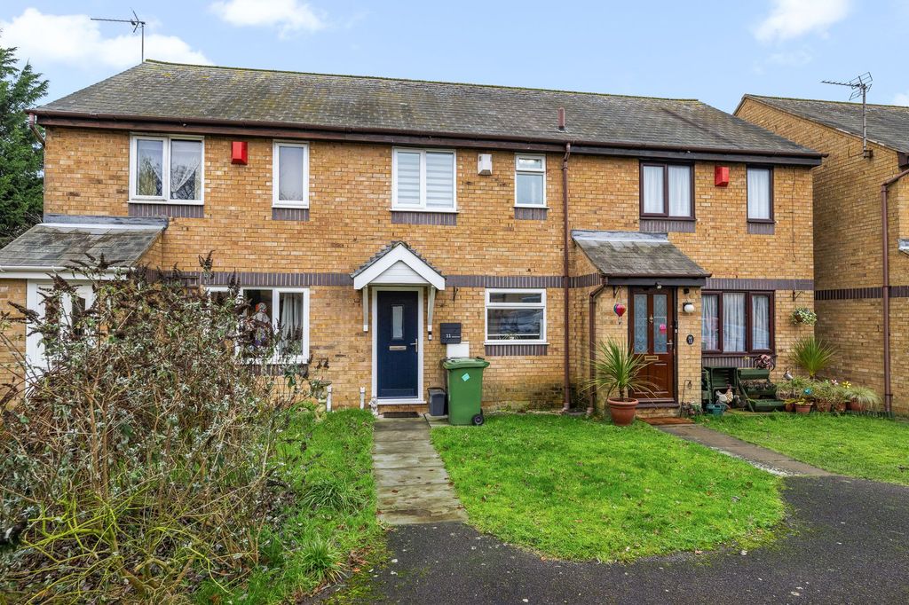 Property photo 2 of 10