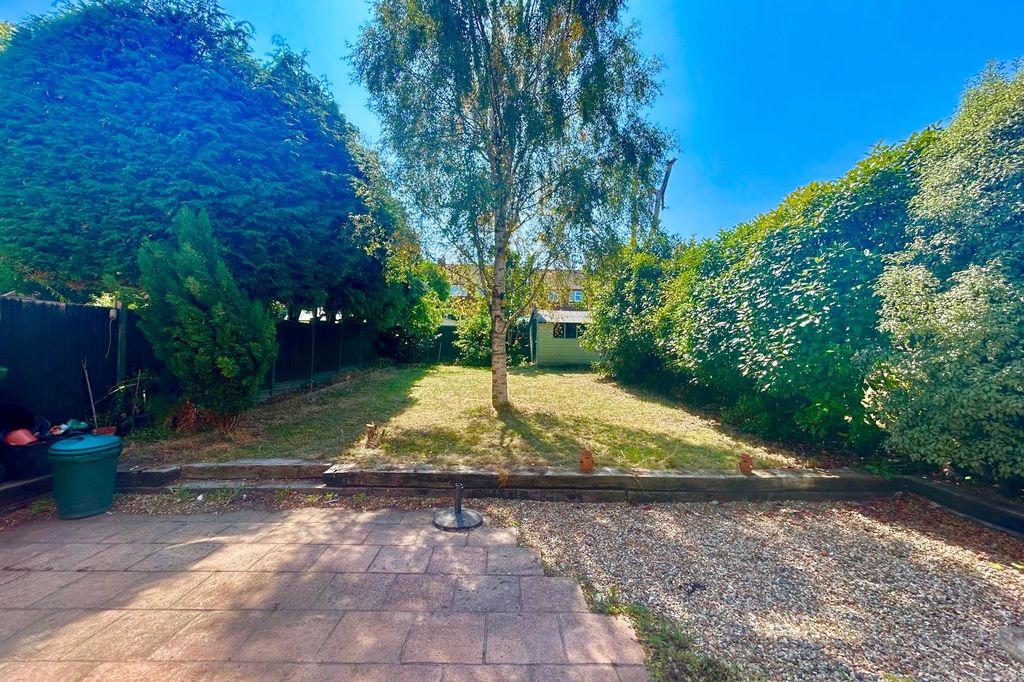 Property photo 2 of 19 Picture No. 28