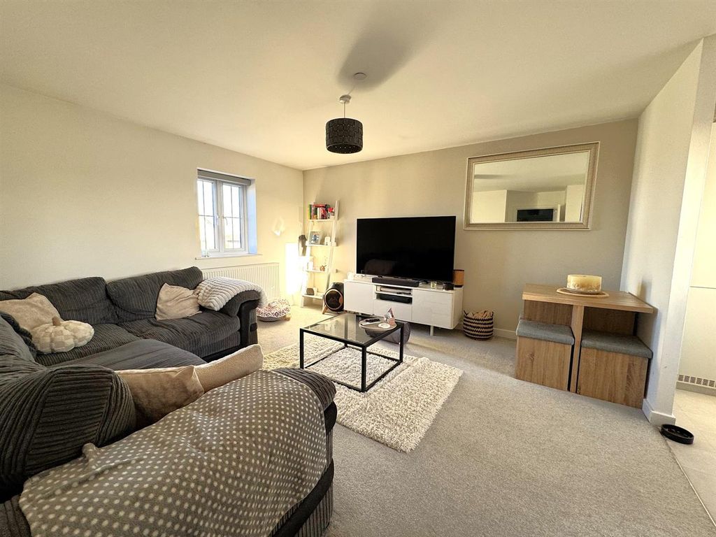 Property photo 2 of 15 Thumbnail_Image0 (2).Jpg