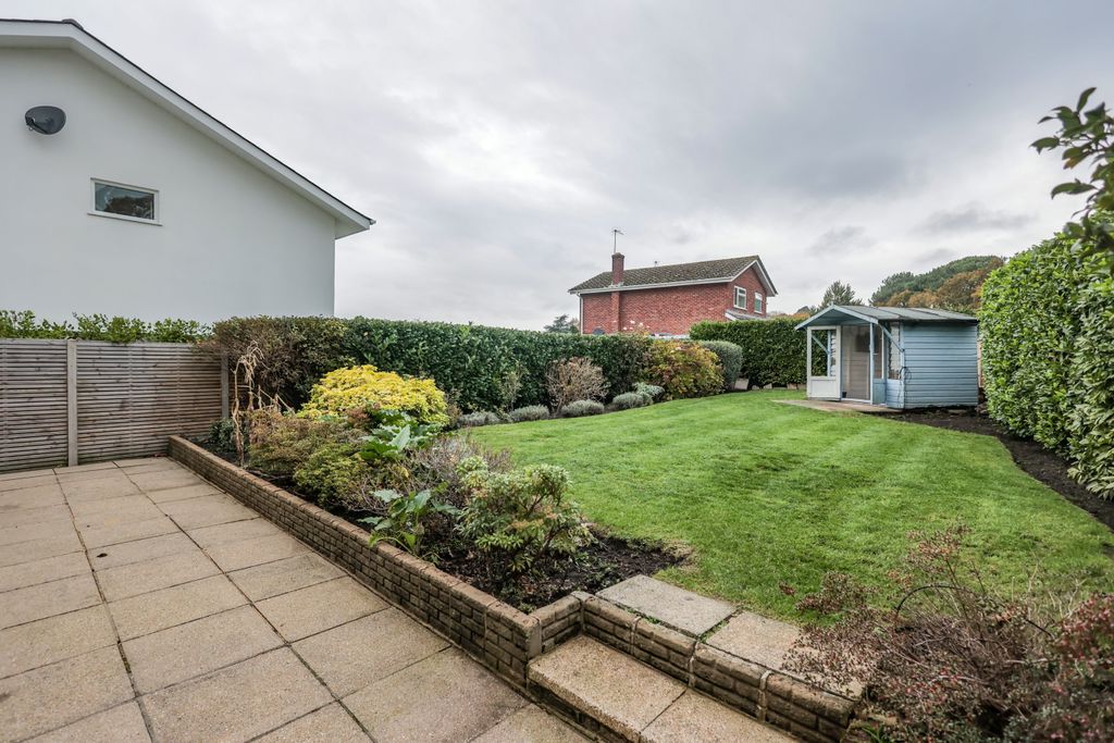 Property photo 2 of 14 20251106-R6M_8534