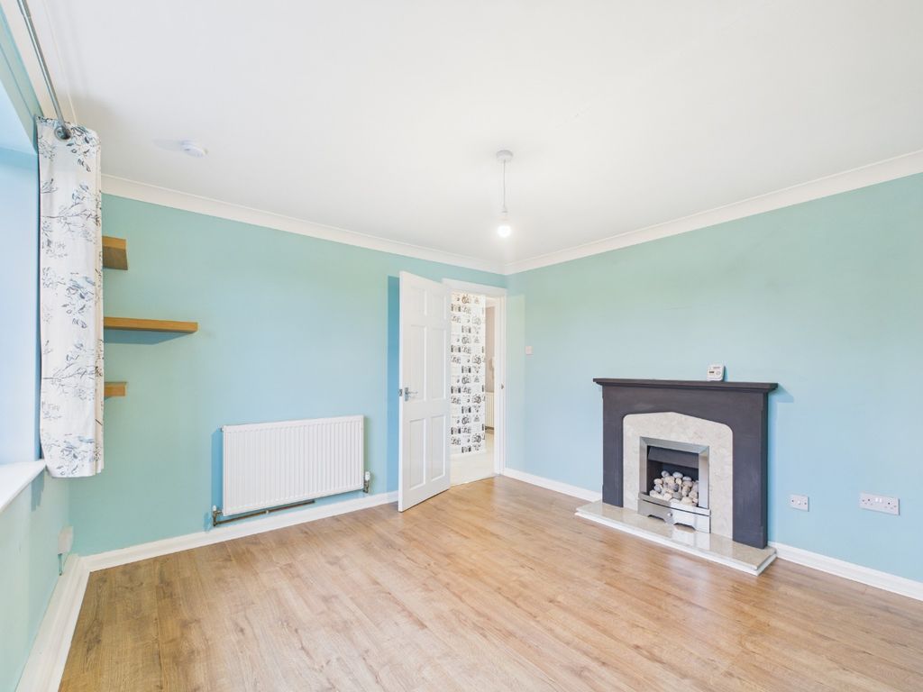 Property photo 3 of 9 4265366