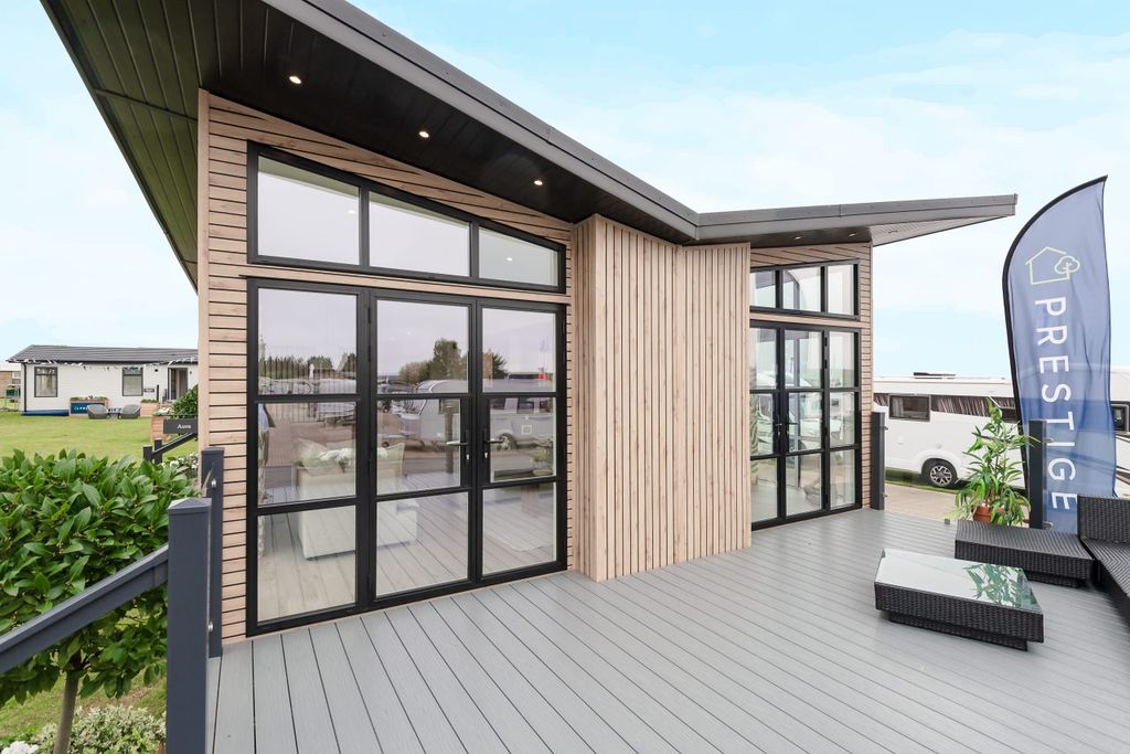 Property photo 1 of 6 Aura 86 Edit Sky.Png