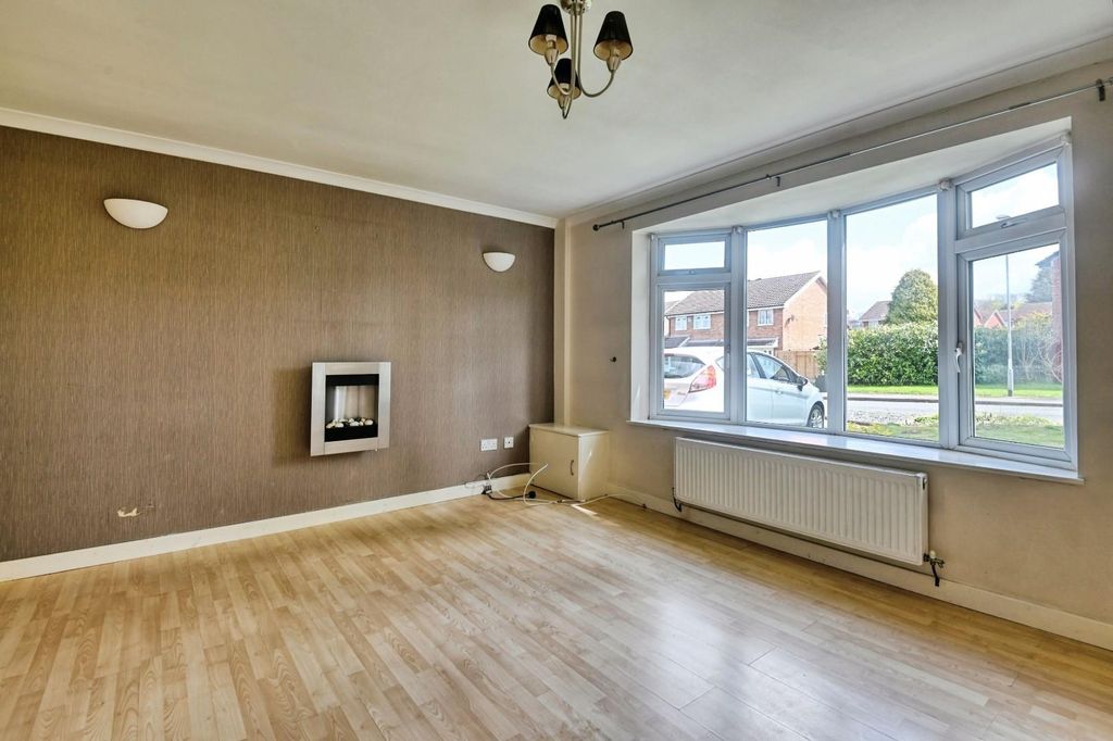 Property photo 2 of 15 5Gre1.Jpg