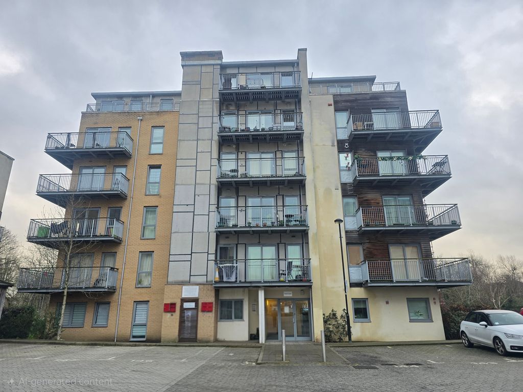 Property photo 1 of 6