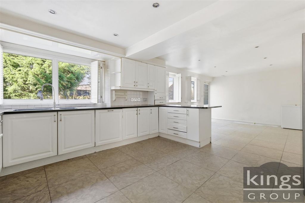 Additional image 8 of 6 bed detached house for saleHarlow Common, Harlow CM17