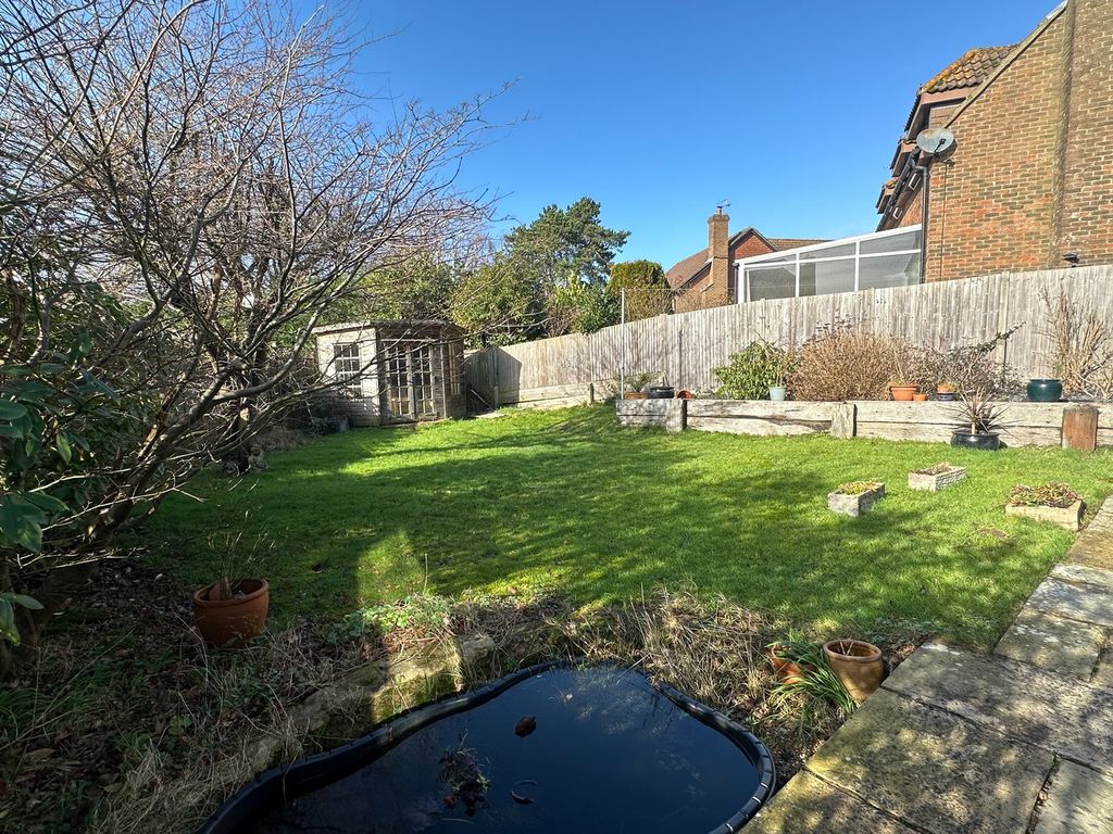 Property photo 2 of 25