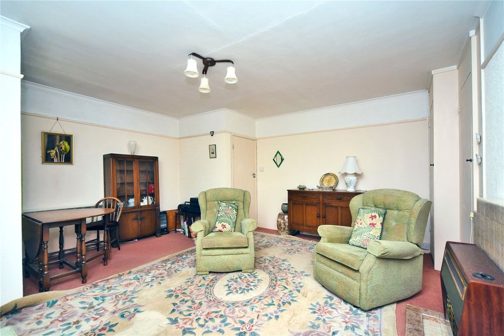 Property photo 2 of 13 Picture No. 03