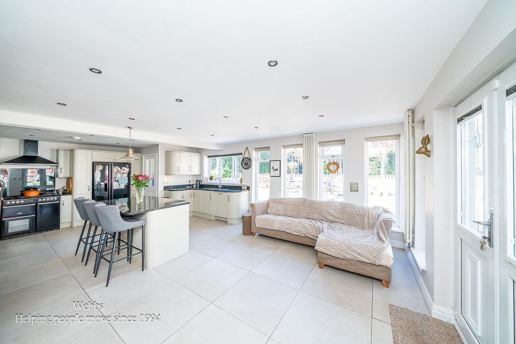 Property photo 3 of 54 Webbs-16.Jpg