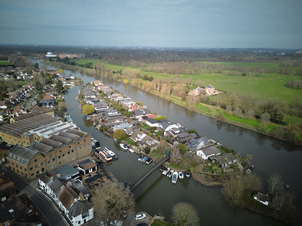 Property photo 1 of 8 Aerial Shot