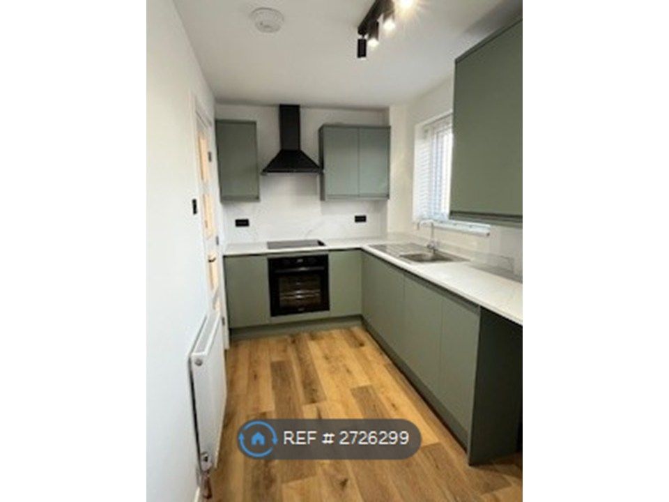 Property photo 1 of 12 Brand New Kitchen