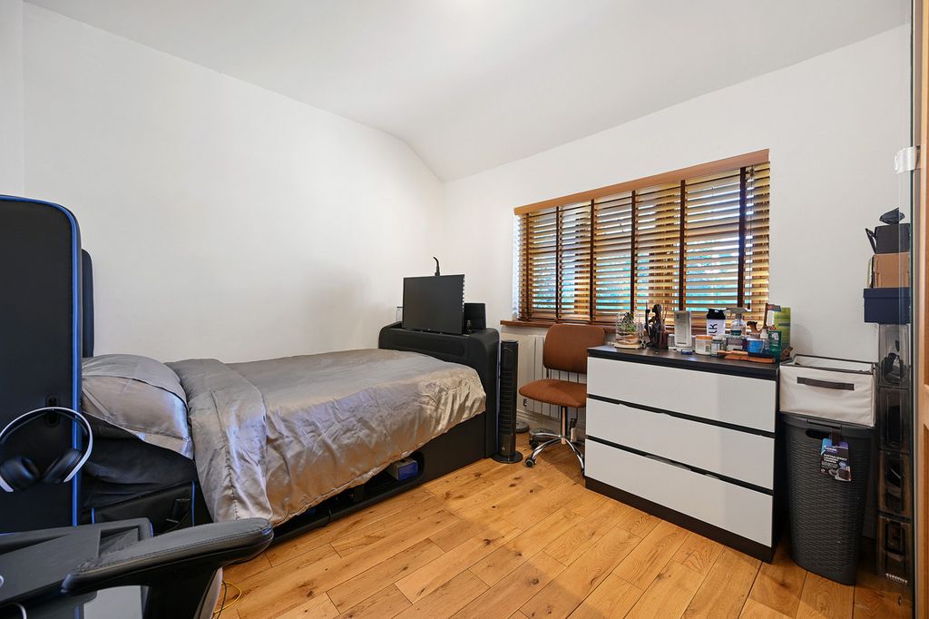Additional image 16 of 5 bed semi-detached house for saleCostons Avenue, Greenford UB6