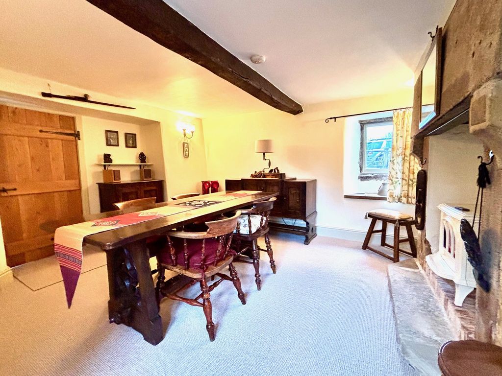 Property photo 3 of 24