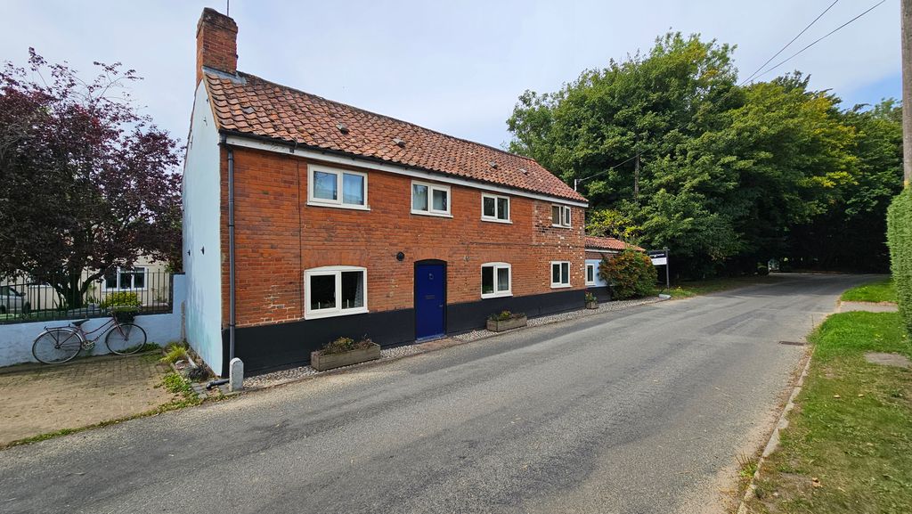 Property photo 1 of 32
