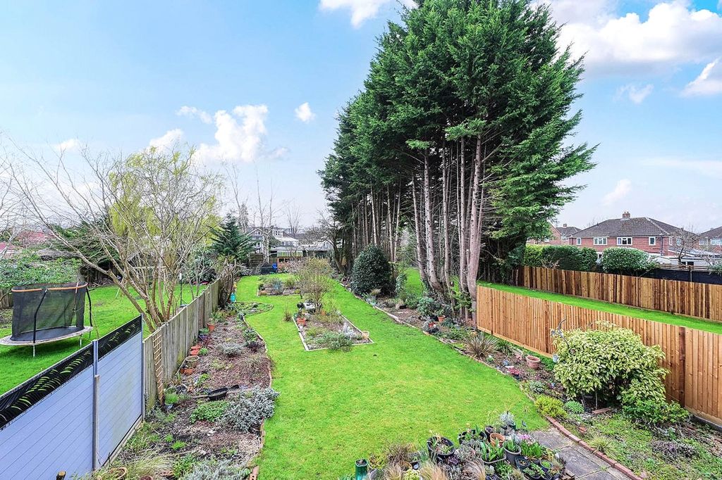 Property photo 3 of 15 Picture No. 05