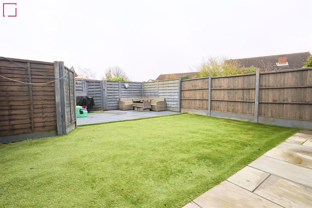 Property photo 2 of 18