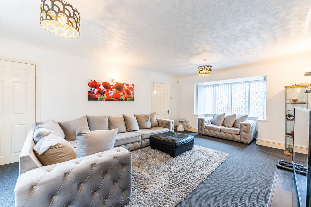 Property photo 3 of 29