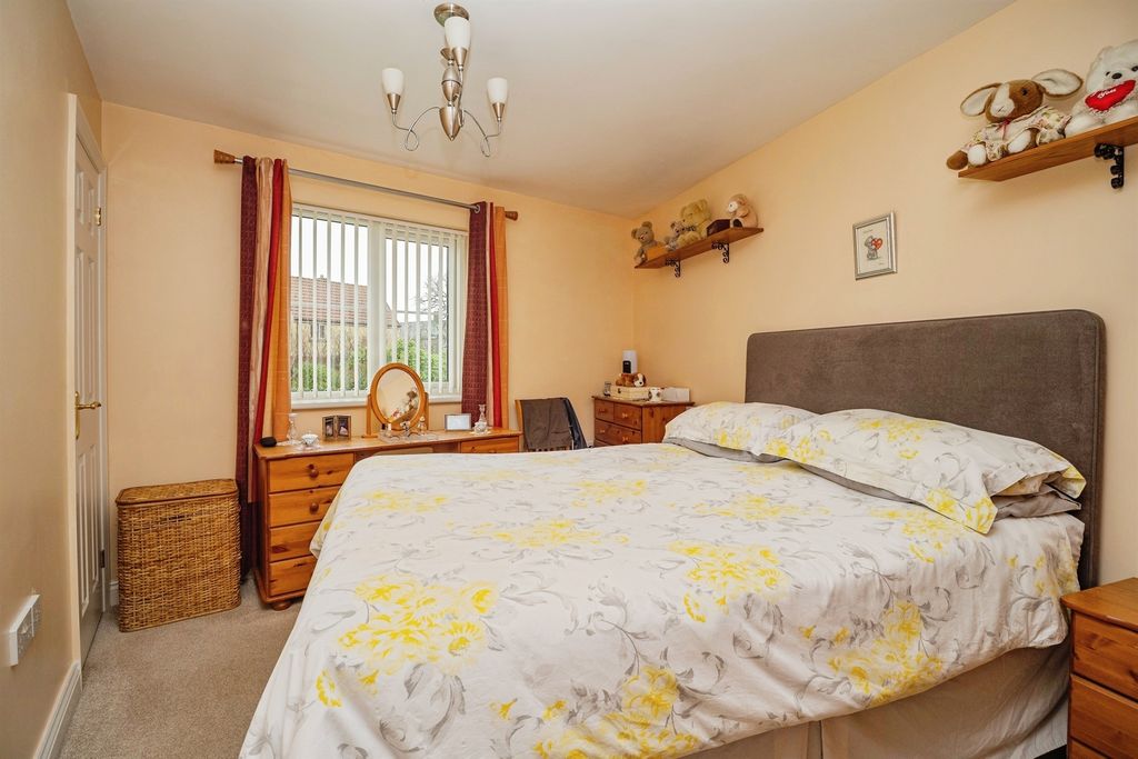 Property photo 3 of 19