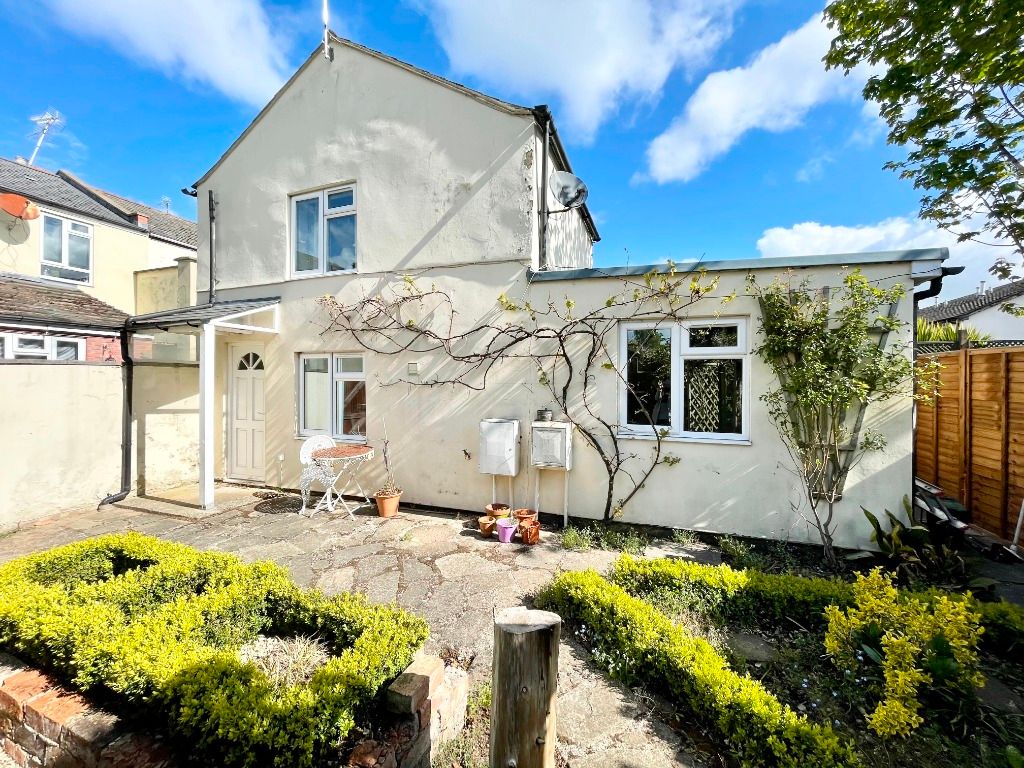 Property photo 2 of 15