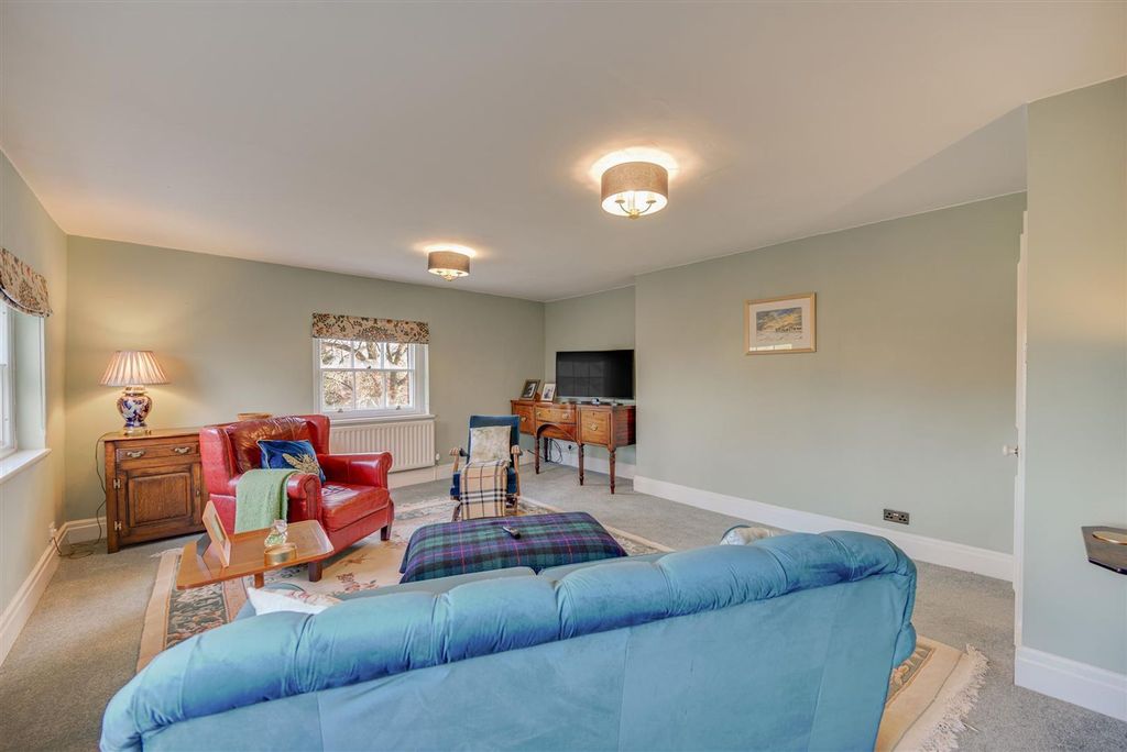 2 bed flat for saleBiddulph Road, Mossley Hall Biddulph Road CW12 photo 4