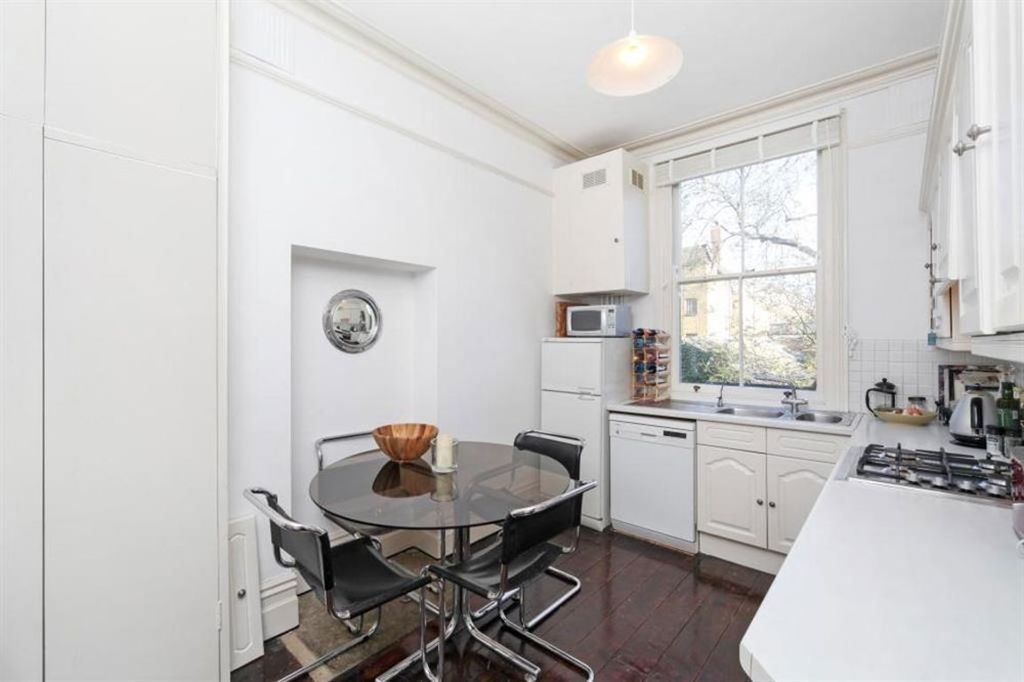 Property photo 2 of 5
