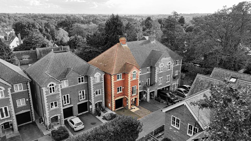 Property photo 1 of 21