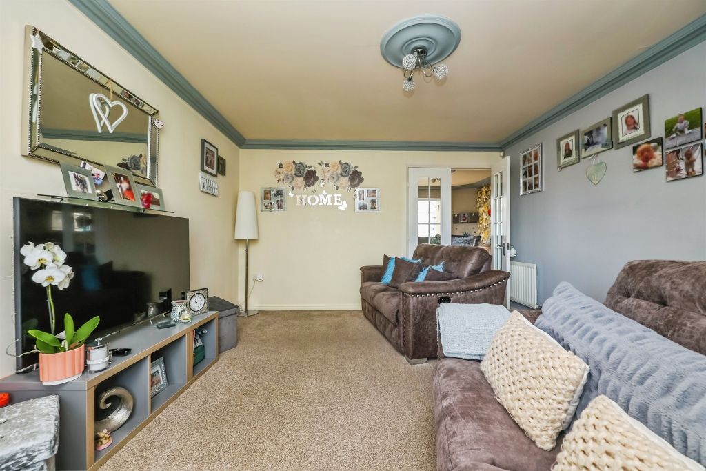 Property photo 2 of 22