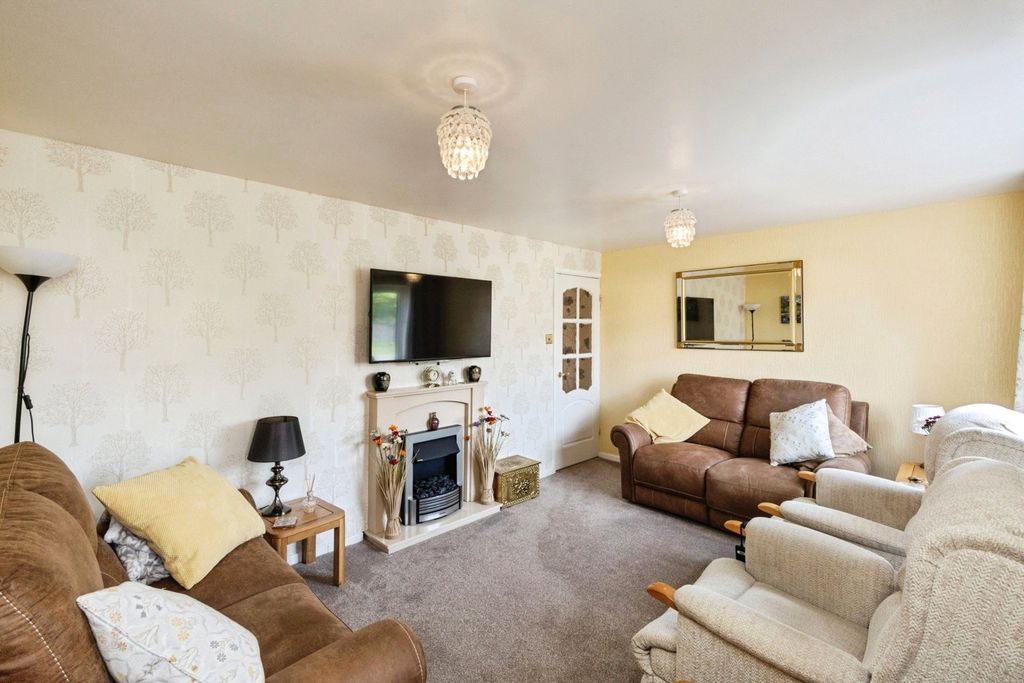 Property photo 2 of 20 Pbox-Img.Jpg