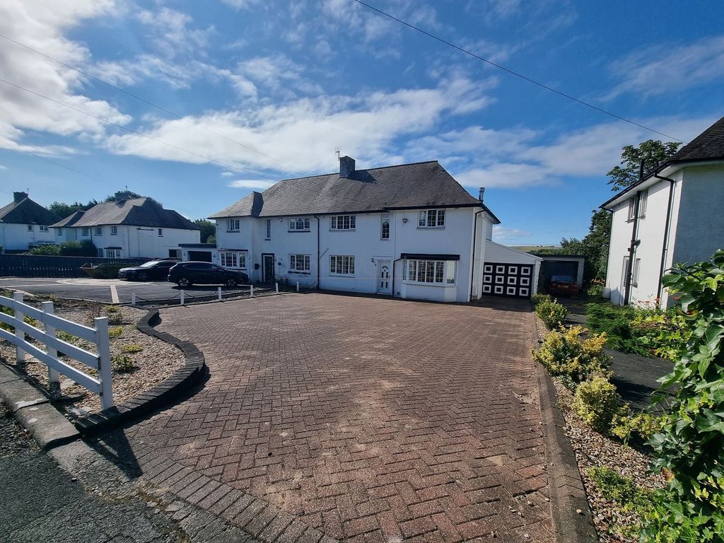 Property photo 1 of 27 Main Photo