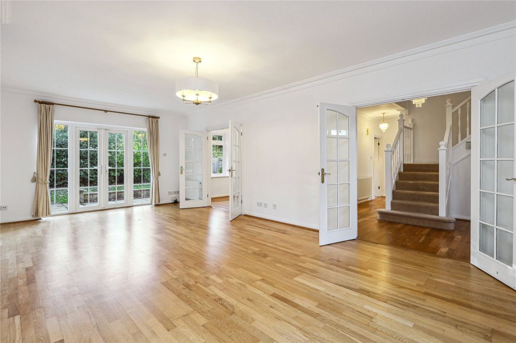 Property photo 2 of 14 Picture No. 03