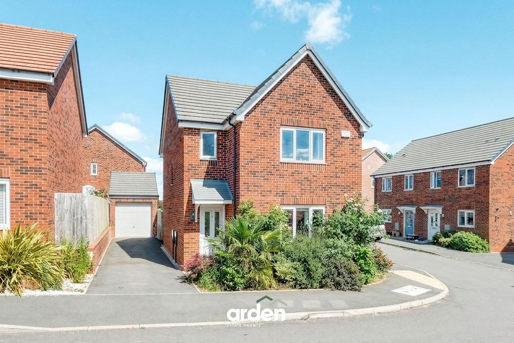 Property photo 1 of 17