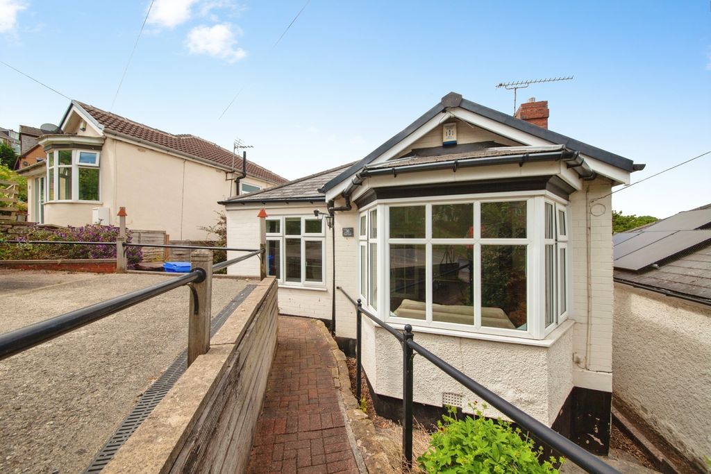 Property photo 1 of 16 Pbox-Img.Jpg