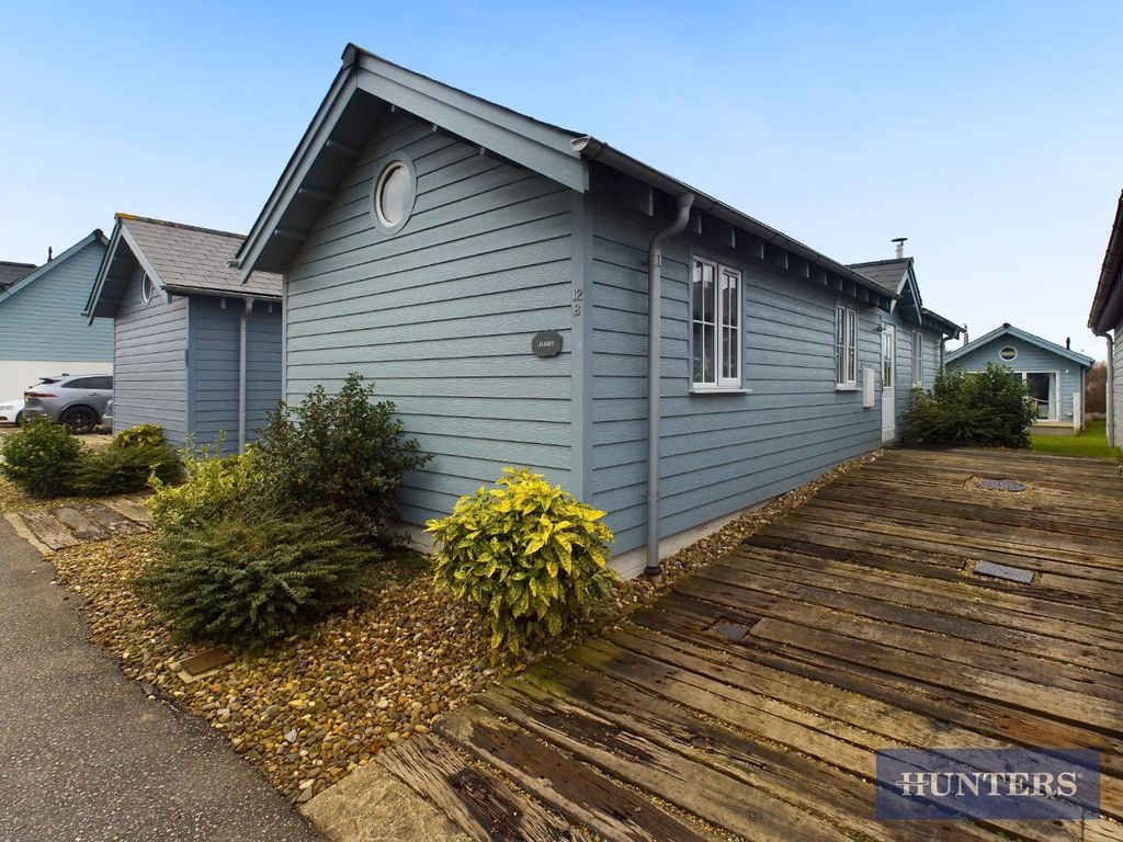 Property photo 1 of 17 Front