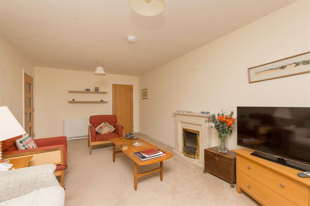 Property photo 3 of 20 Picture No. 14