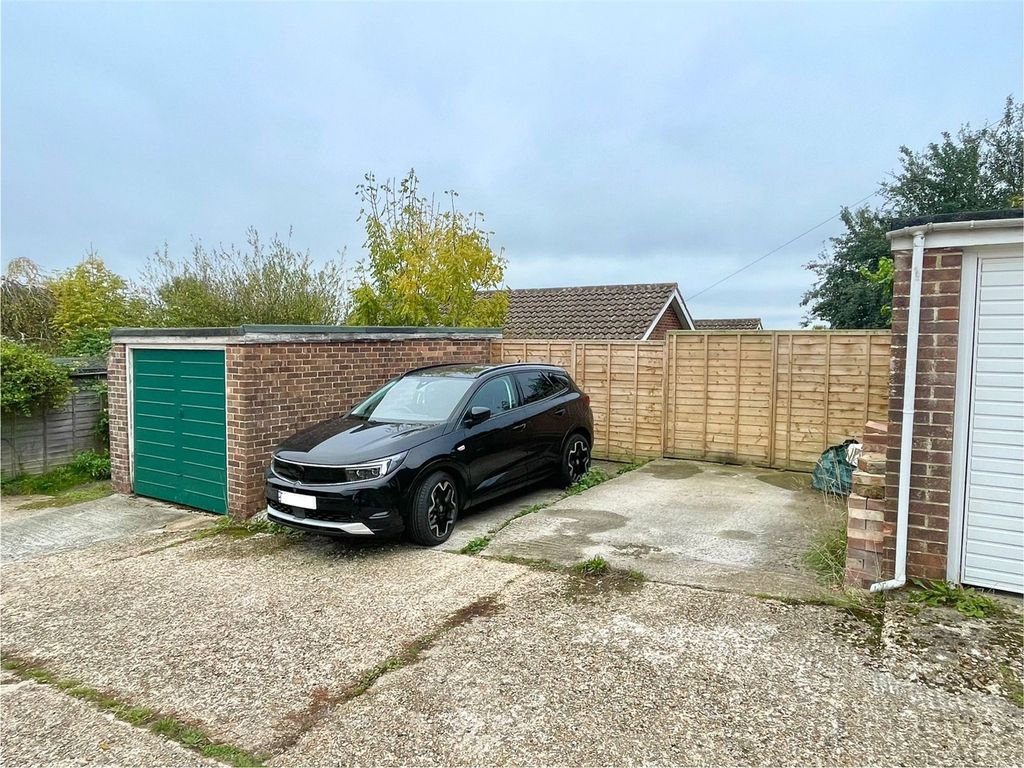 Property photo 2 of 6 Picture No. 02