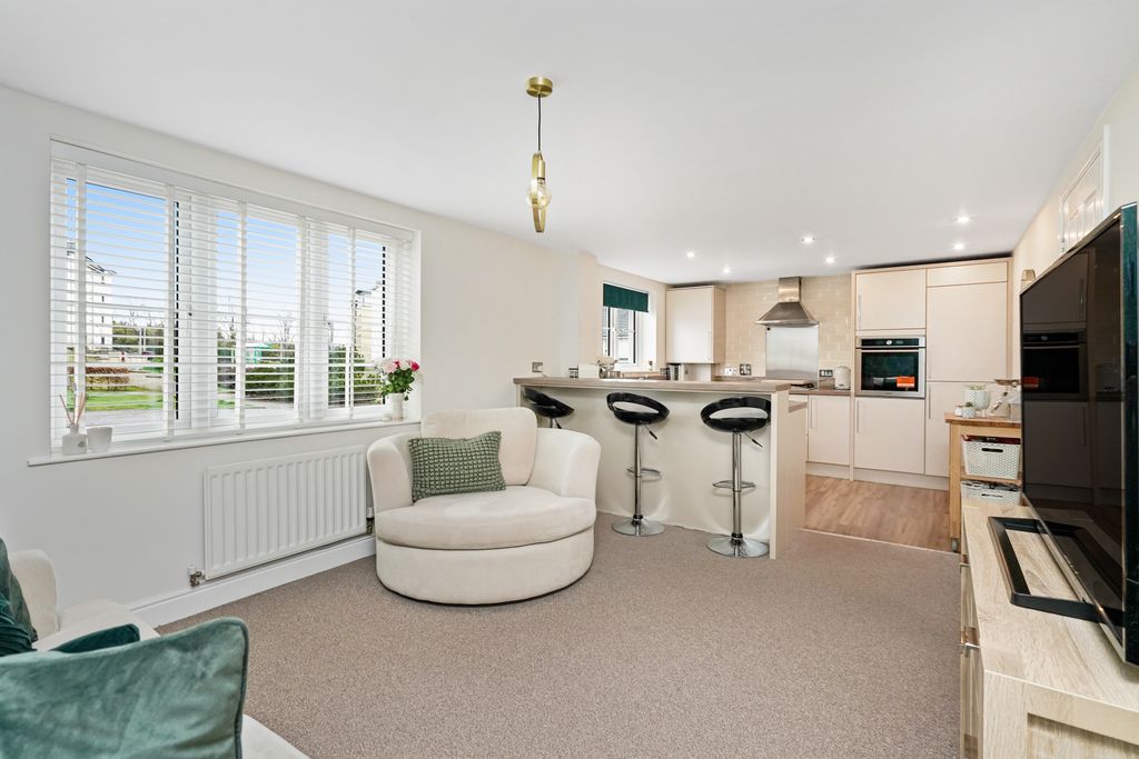 Property photo 3 of 12 Property Image 3