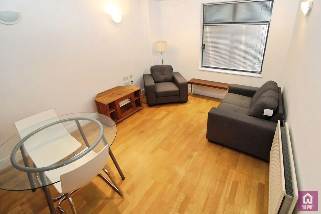 Property photo 1 of 12 Pbox-Img.Jpg