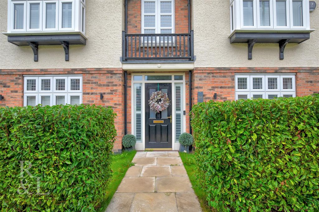 Property photo 2 of 34 84 Spring (2).Jpg