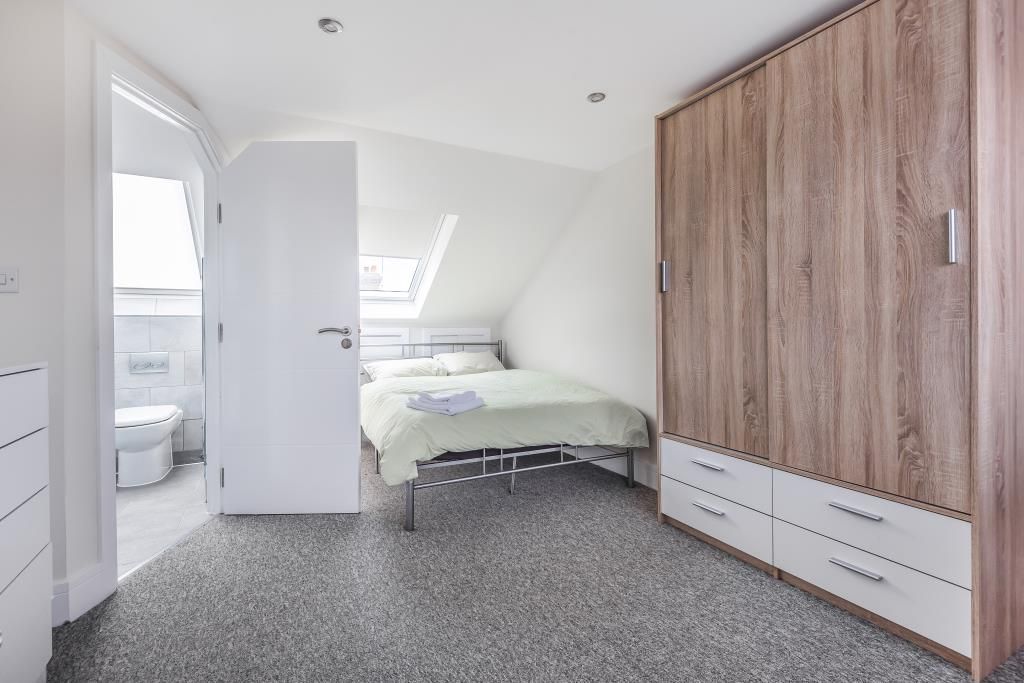 Property photo 3 of 10 Bedroom